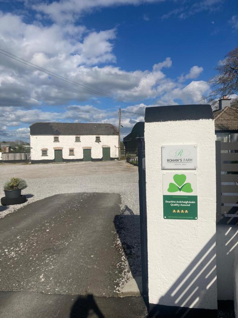Reillys @ Rohan'S Farm Cork Buitenkant foto
